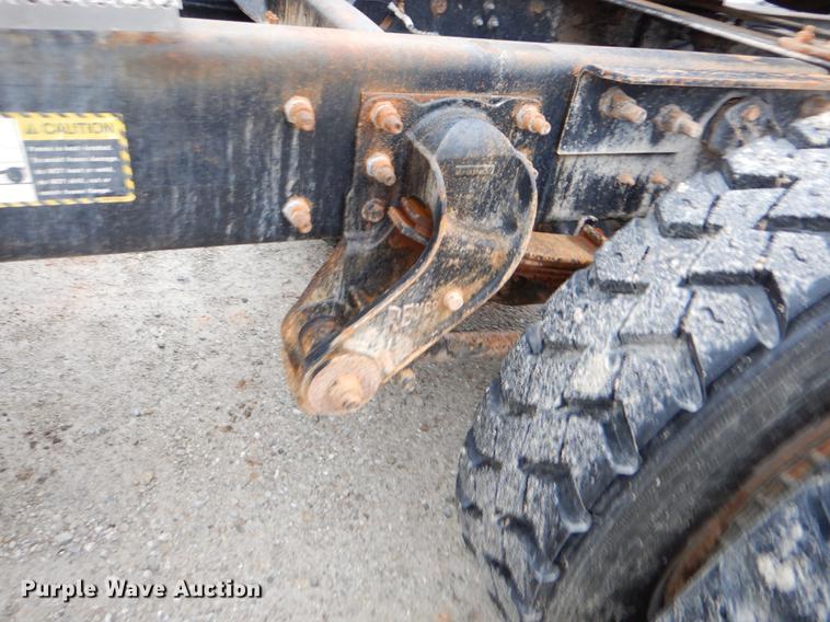 image for item EJ9919 1996 Mack CH613 semi truck