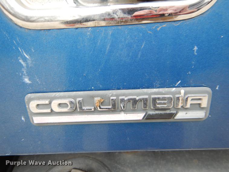 image for item EJ9920 2006 Freightliner Columbia semi truck