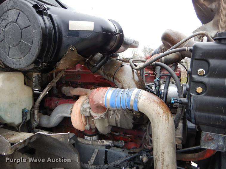 image for item EJ9921 2007 International 9400i semi truck