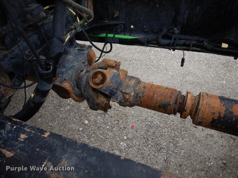 image for item EJ9923 2004 Freightliner Columbia semi truck