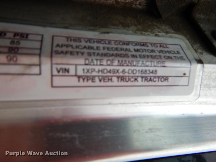 image for item EJ9924 2013 Peterbilt 386 semi truck