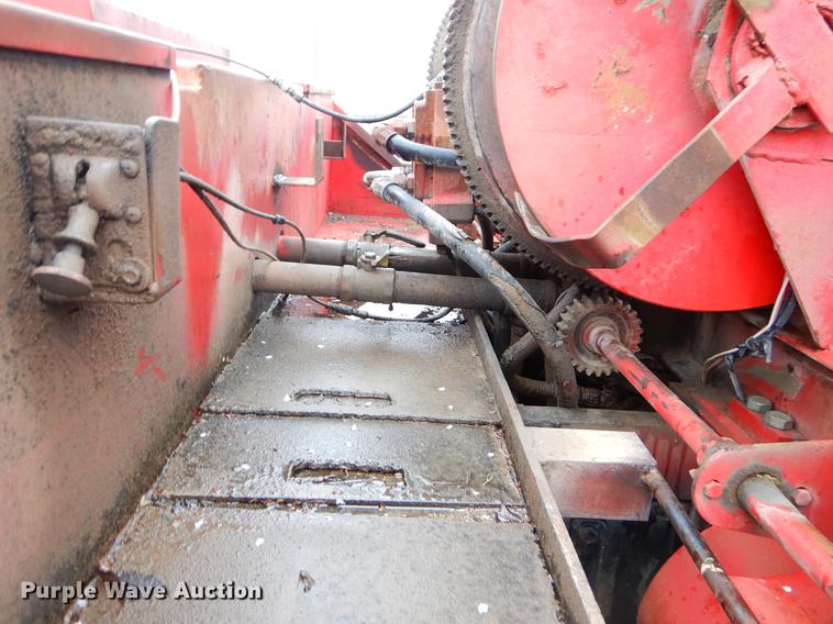 image for item EJ9925 1994 Peterbilt 377 wrecker truck