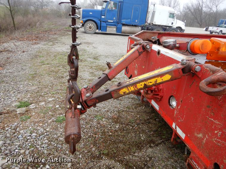 image for item EJ9925 1994 Peterbilt 377 wrecker truck