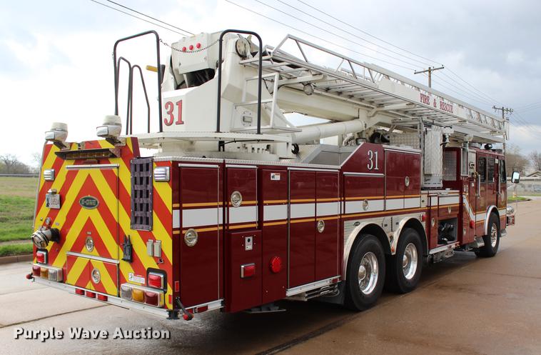 image for item BE9370 2012 E-one Cyclone II Quint ladder fire truck
