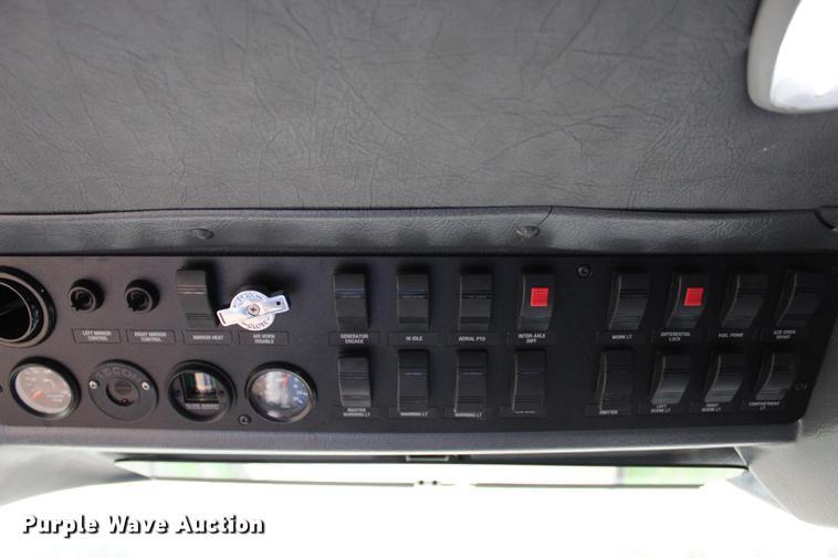 image for item BE9370 2012 E-one Cyclone II Quint ladder fire truck