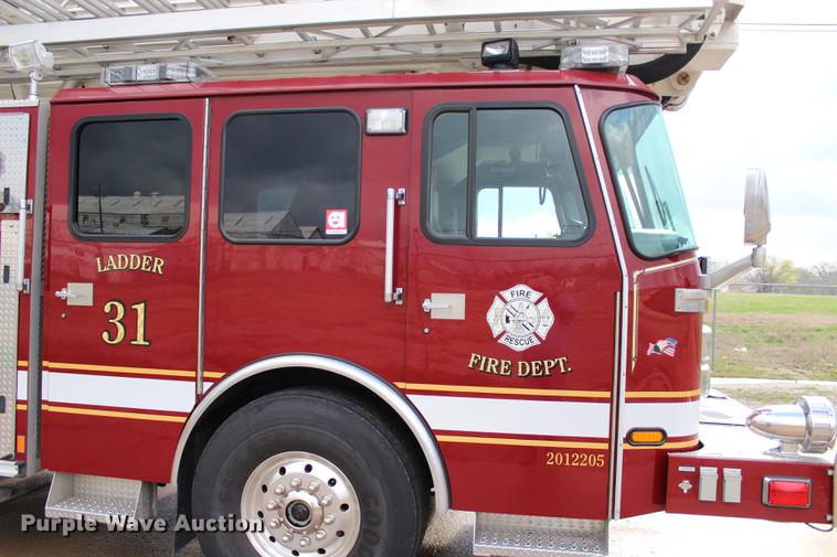 image for item BE9370 2012 E-one Cyclone II Quint ladder fire truck