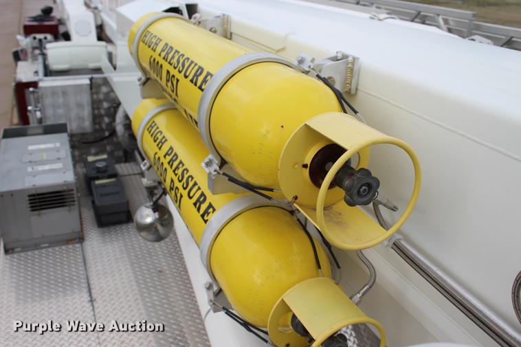 image for item BE9370 2012 E-one Cyclone II Quint ladder fire truck