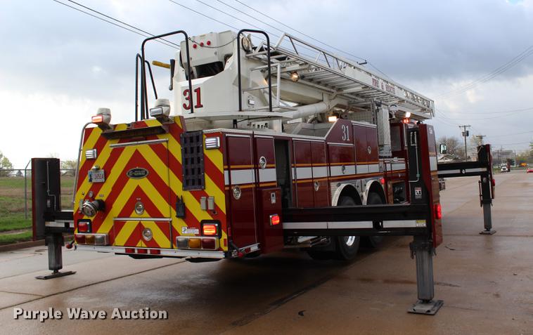 image for item BE9370 2012 E-one Cyclone II Quint ladder fire truck