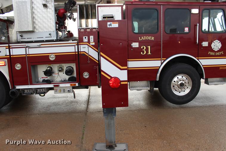 image for item BE9370 2012 E-one Cyclone II Quint ladder fire truck
