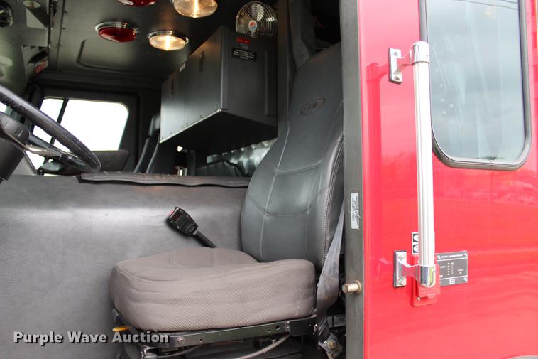 image for item BE9371 2000 E-one Cyclone II ladder fire truck