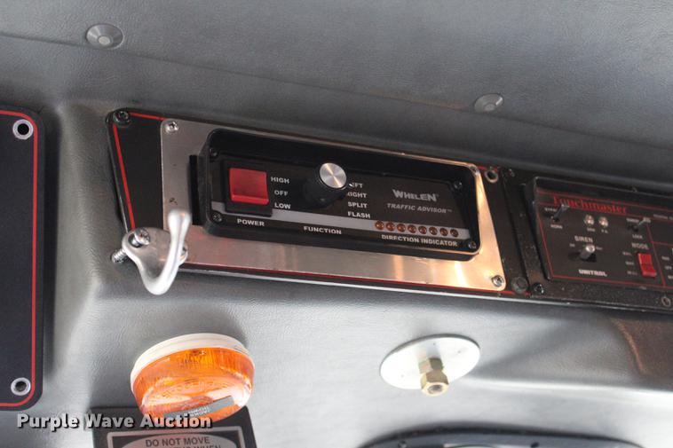 image for item BE9371 2000 E-one Cyclone II ladder fire truck