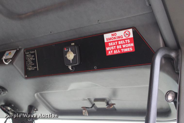 image for item BE9371 2000 E-one Cyclone II ladder fire truck