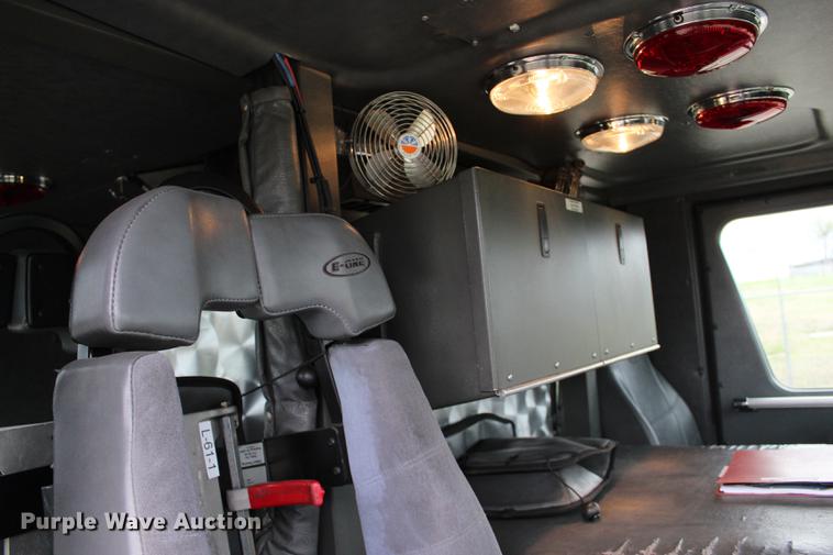 image for item BE9371 2000 E-one Cyclone II ladder fire truck