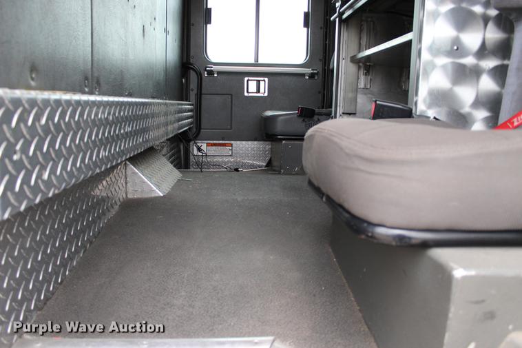 image for item BE9371 2000 E-one Cyclone II ladder fire truck