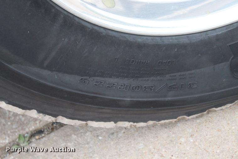 image for item BE9371 2000 E-one Cyclone II ladder fire truck