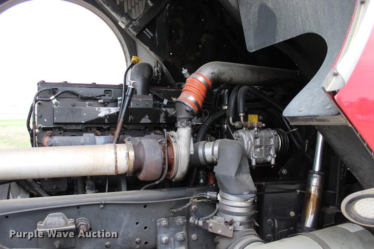 image for item BE9371 2000 E-one Cyclone II ladder fire truck