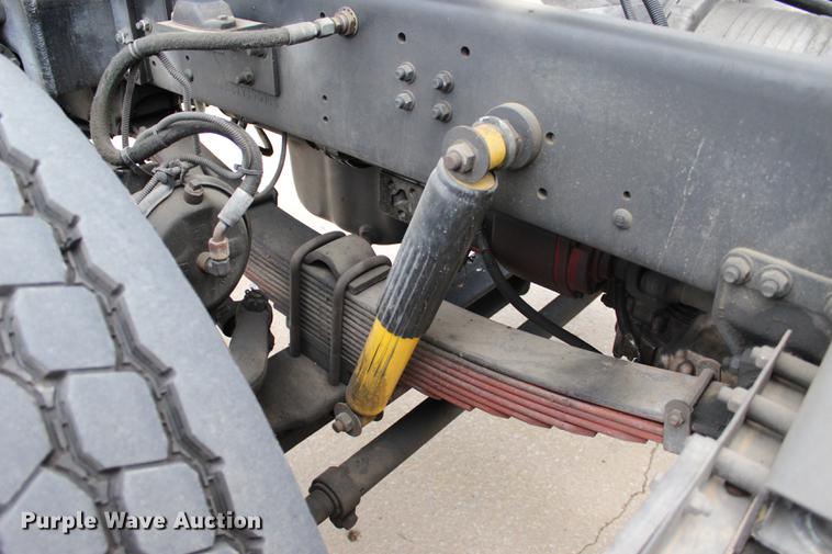 image for item BE9371 2000 E-one Cyclone II ladder fire truck