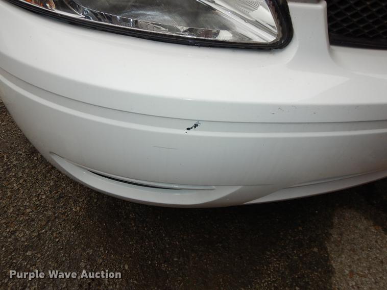 image for item DC0408 2006 Ford Taurus SE