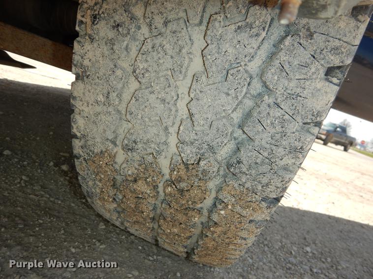 image for item DC0436 2005 Chevrolet Silverado 1500 Ext. Cab pickup truck