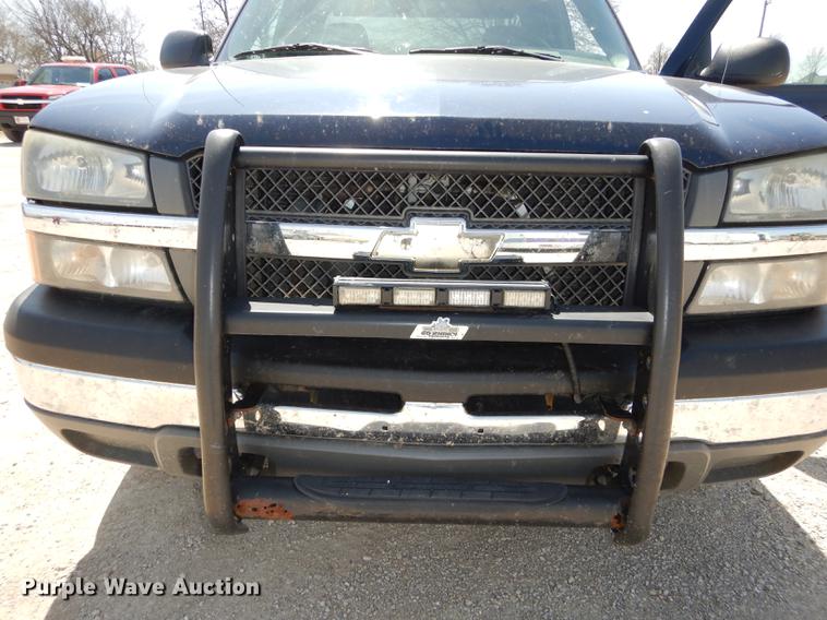 image for item DC0436 2005 Chevrolet Silverado 1500 Ext. Cab pickup truck