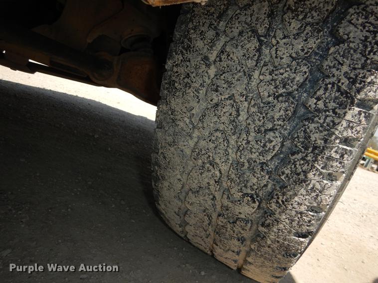 image for item DC0436 2005 Chevrolet Silverado 1500 Ext. Cab pickup truck