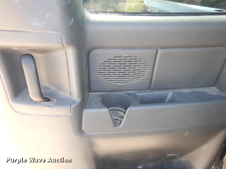 image for item DC0436 2005 Chevrolet Silverado 1500 Ext. Cab pickup truck