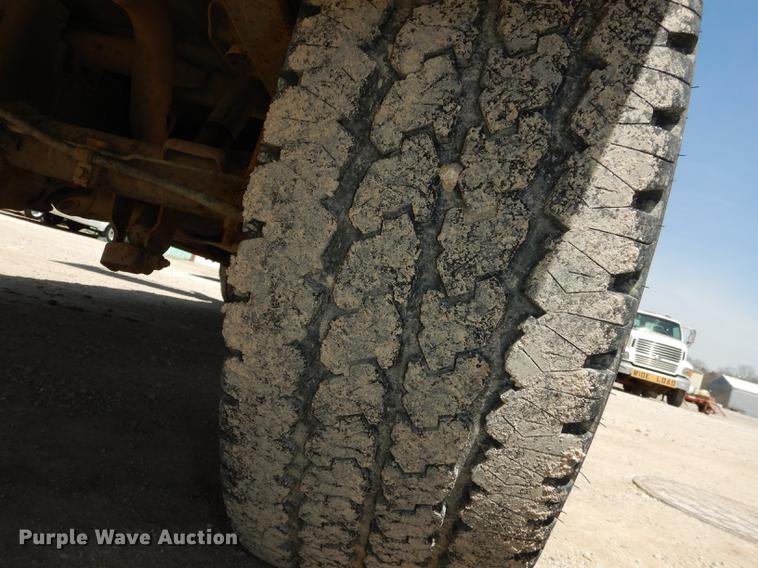 image for item DC0436 2005 Chevrolet Silverado 1500 Ext. Cab pickup truck