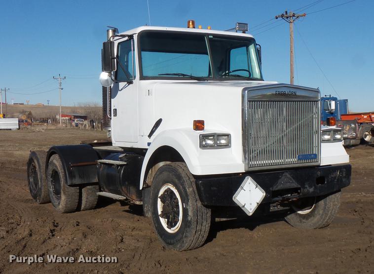 image for item DC1203 1990 Volvo WCM semi truck