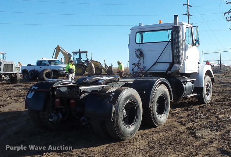 image for item DC1203 1990 Volvo WCM semi truck