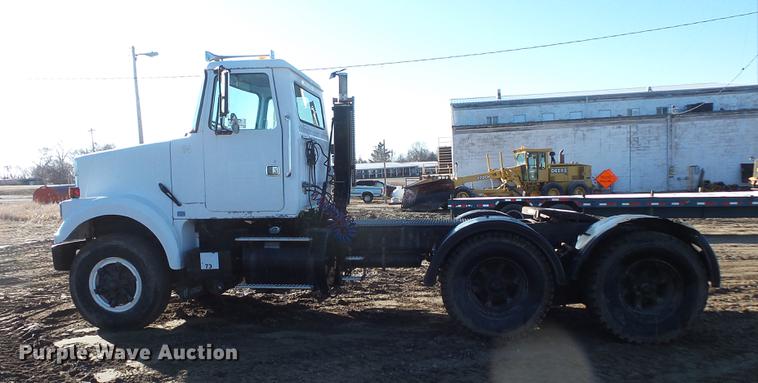 image for item DC1203 1990 Volvo WCM semi truck