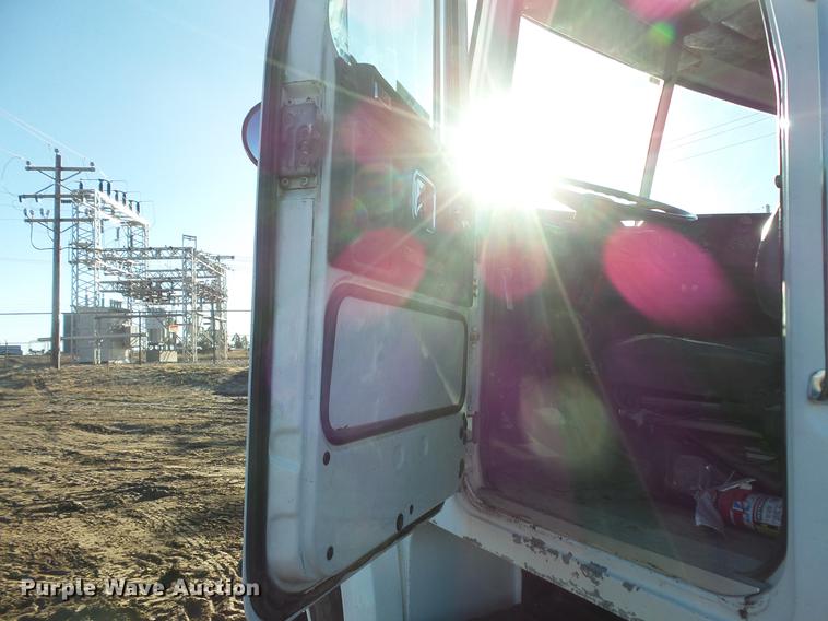 image for item DC1203 1990 Volvo WCM semi truck