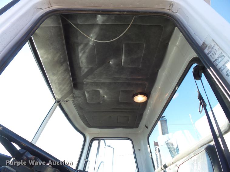 image for item DC1203 1990 Volvo WCM semi truck