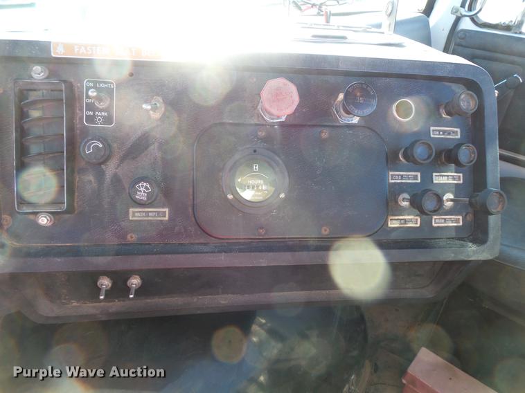 image for item DC1203 1990 Volvo WCM semi truck