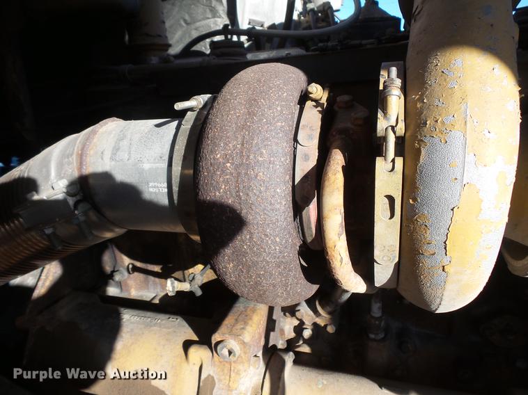 image for item DC1203 1990 Volvo WCM semi truck