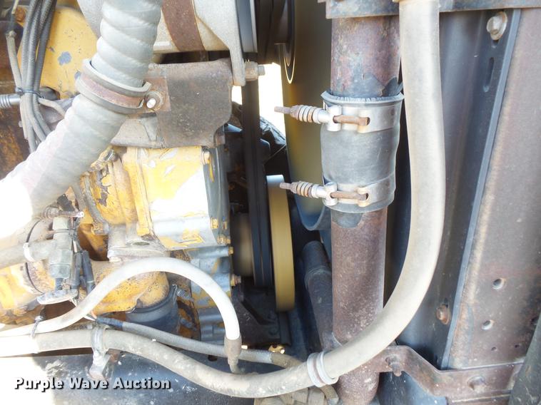 image for item DC1203 1990 Volvo WCM semi truck