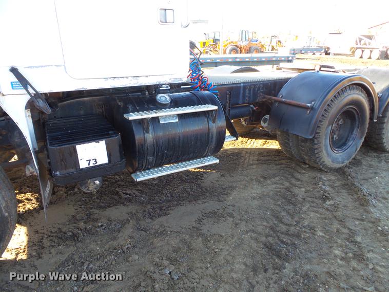 image for item DC1203 1990 Volvo WCM semi truck