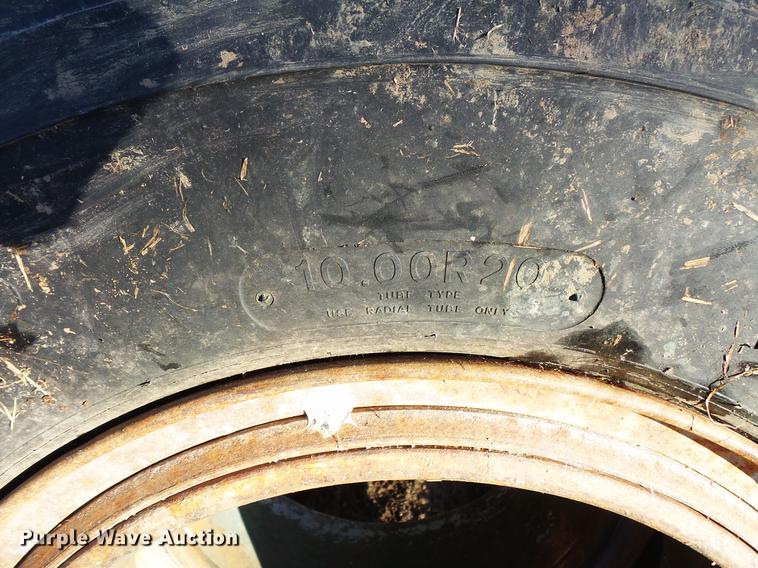 image for item DC1203 1990 Volvo WCM semi truck