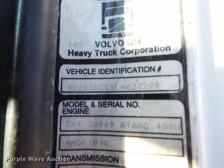 image for item DC1203 1990 Volvo WCM semi truck