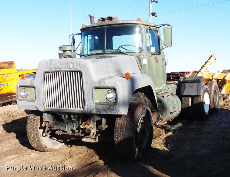 image for item DC1204 1980 Mack RD688 semi truck