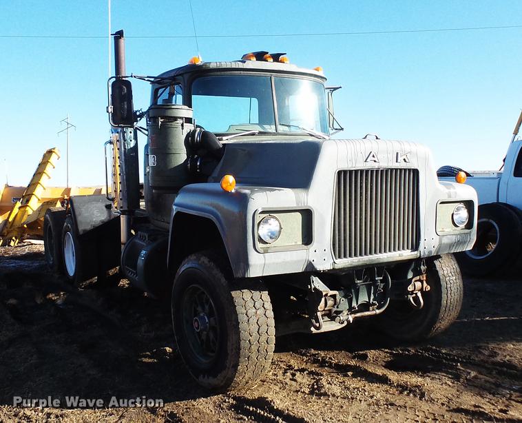 image for item DC1204 1980 Mack RD688 semi truck