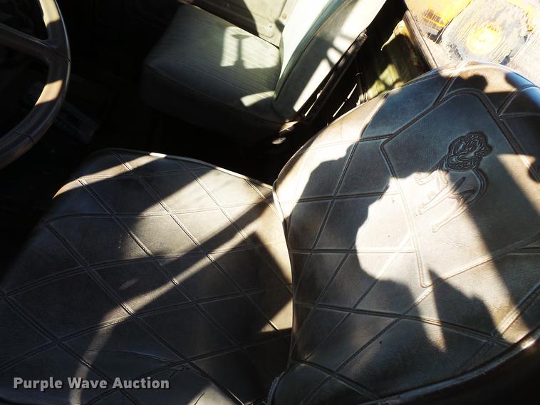 image for item DC1204 1980 Mack RD688 semi truck