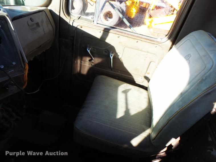 image for item DC1204 1980 Mack RD688 semi truck