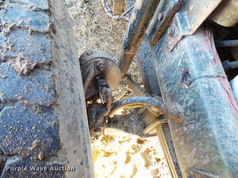 image for item DC1204 1980 Mack RD688 semi truck