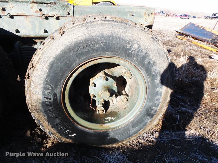 image for item DC1204 1980 Mack RD688 semi truck