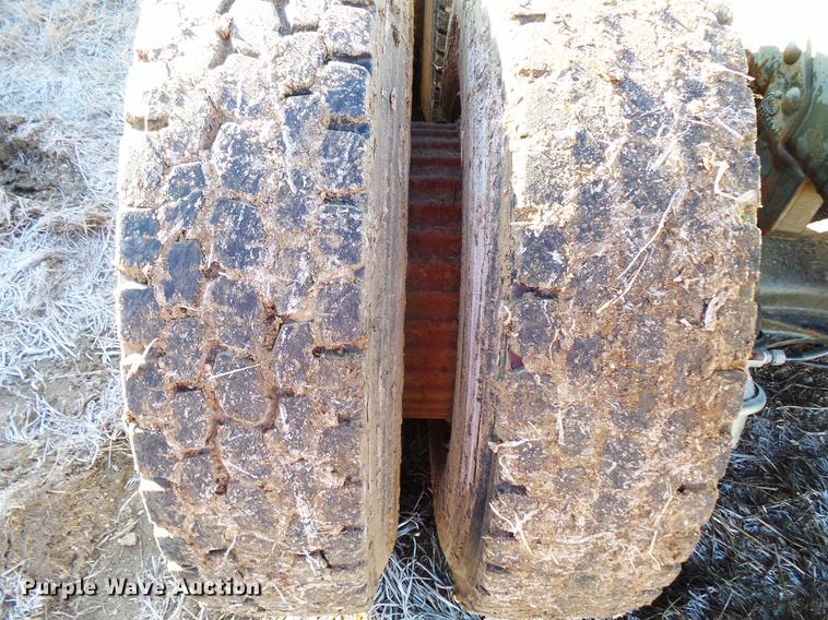 image for item DC1204 1980 Mack RD688 semi truck