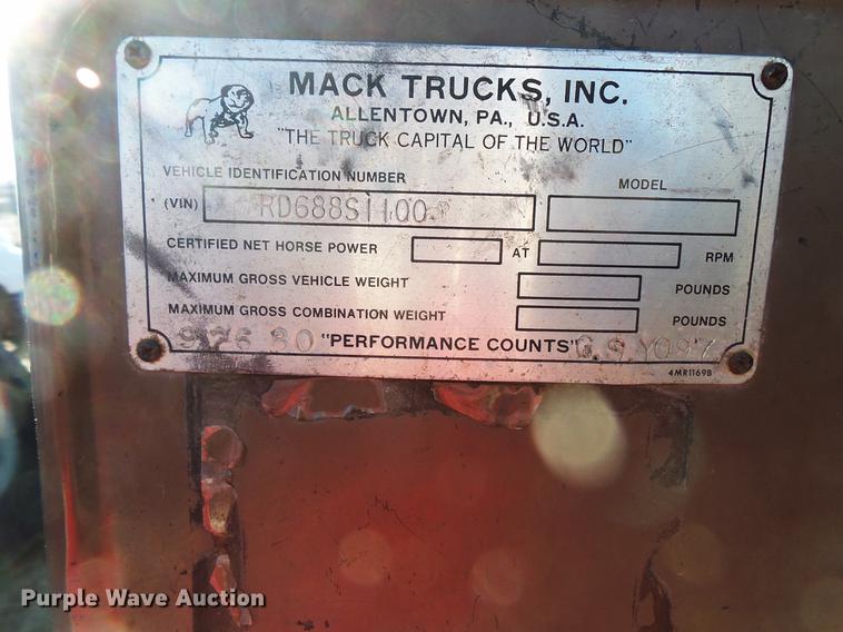 image for item DC1204 1980 Mack RD688 semi truck