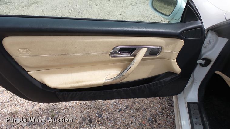 image for item DC3060 2001 Mercedes Benz SLK230 Kompressor convertible