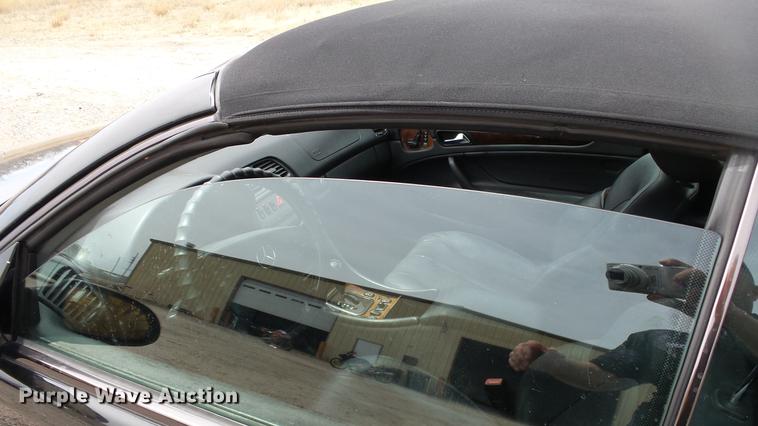 image for item DC3061 2003 Mercedes Benz CLK320 Cabriolet convertible