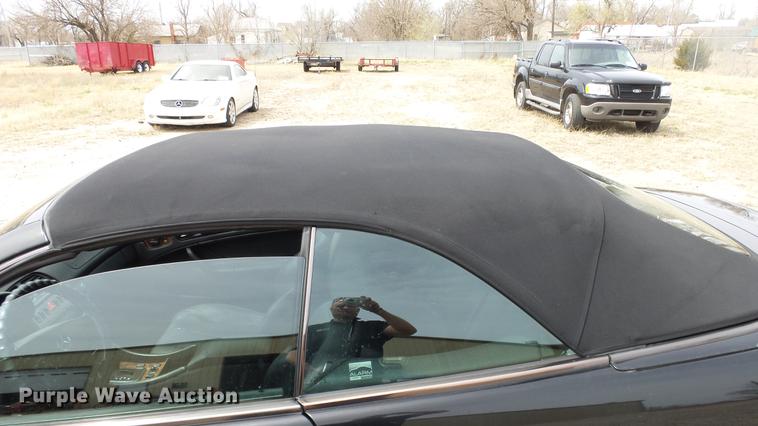 image for item DC3061 2003 Mercedes Benz CLK320 Cabriolet convertible