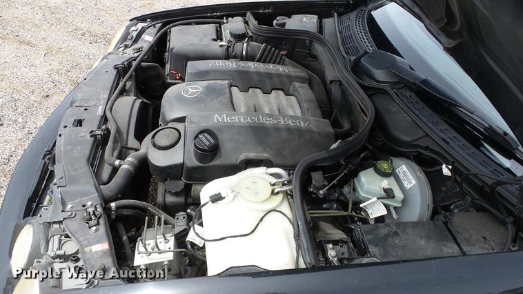 image for item DC3061 2003 Mercedes Benz CLK320 Cabriolet convertible